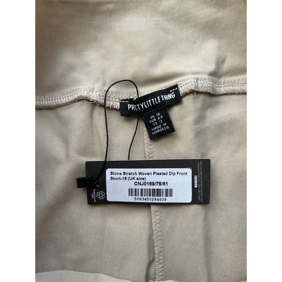 PrettyLittleThing Stone Pleated Drop V Front Miniskirt US Size 12 - Picture 8 of 9